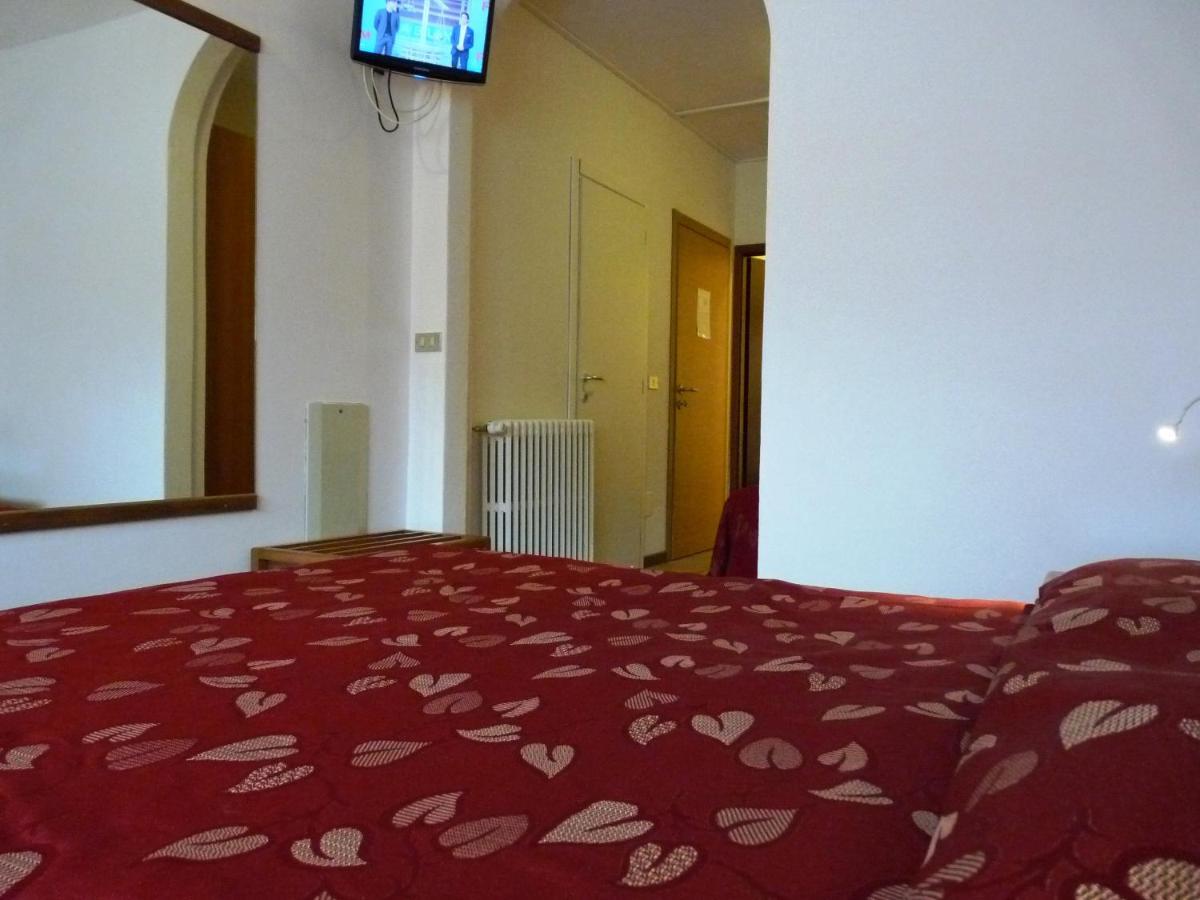 Hotel La Rosa 테글리오 외부 사진